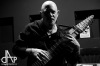 S otevřenou pusou hltali každý tón. Steve Adelson zahrál v Táboře na Chapman stick