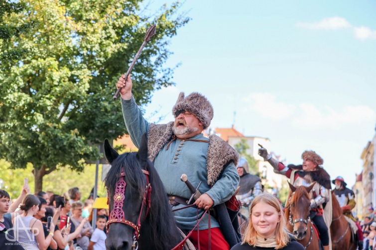 Táborská setkání uctí Jana Žižku a oslaví partnerství s Kostnicí. Festival také láká na středověk, ohňostroj i Farnou